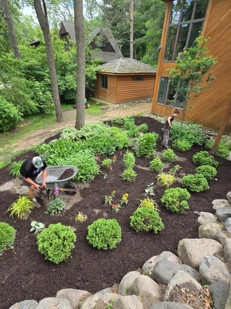 Mulch Installation service